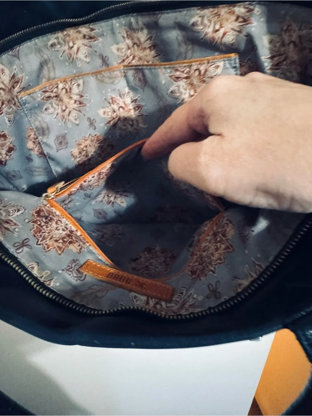 HOBO Blue and Brown Floral Lined Shoulder Bag with HOBO wallet